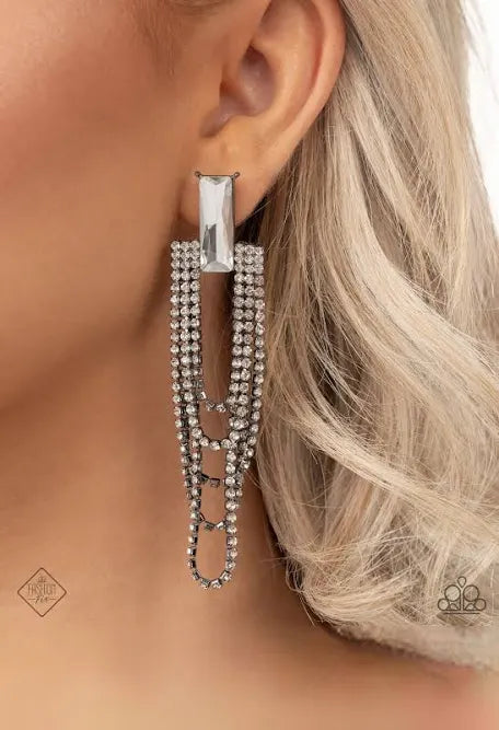 Resounding Radiance - Black